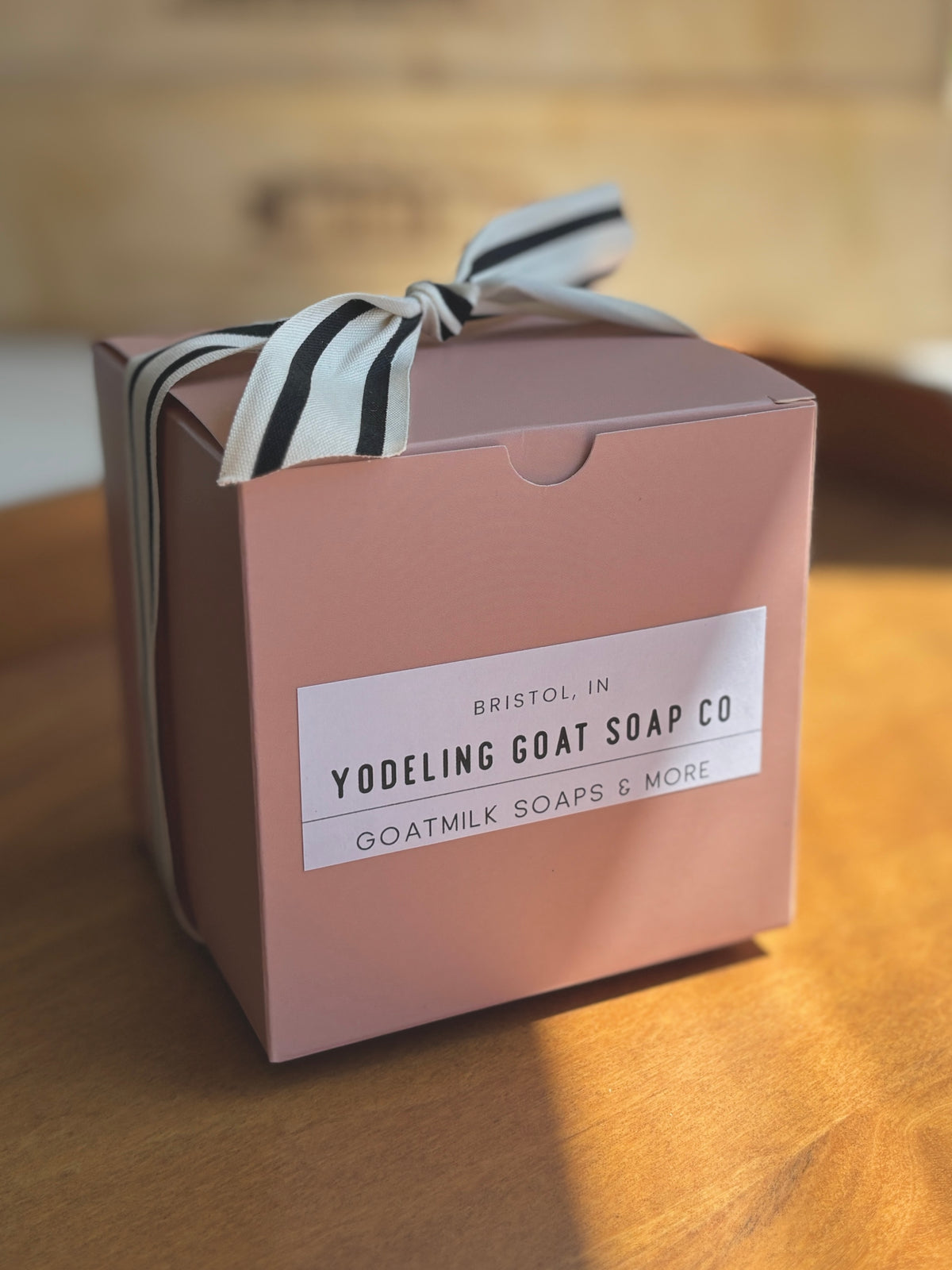 Yodeling Gift Box