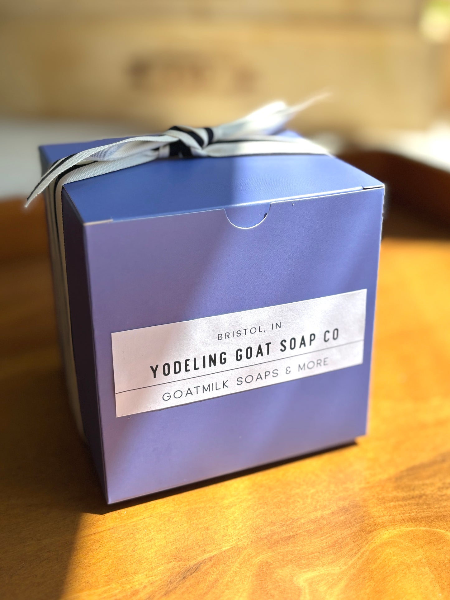 Yodeling Gift Box